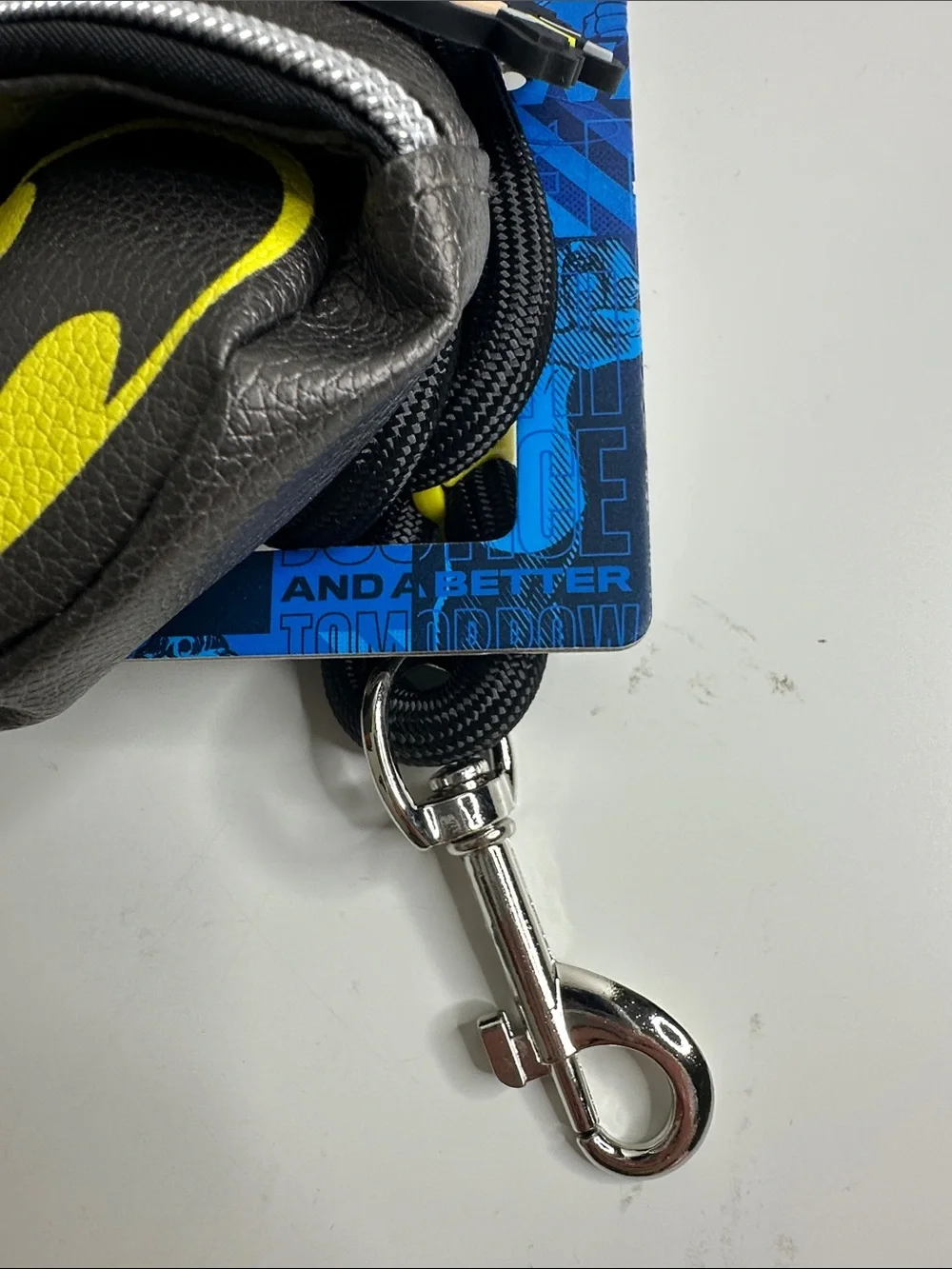 DC Black and Yellow Batman Rope Leash with Logo Dispenser